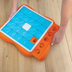 Nina Ottosson Challenge Slider -Premium-Tierbedarfsgeschäft nina ottosson challenge slider 179617 0500 none